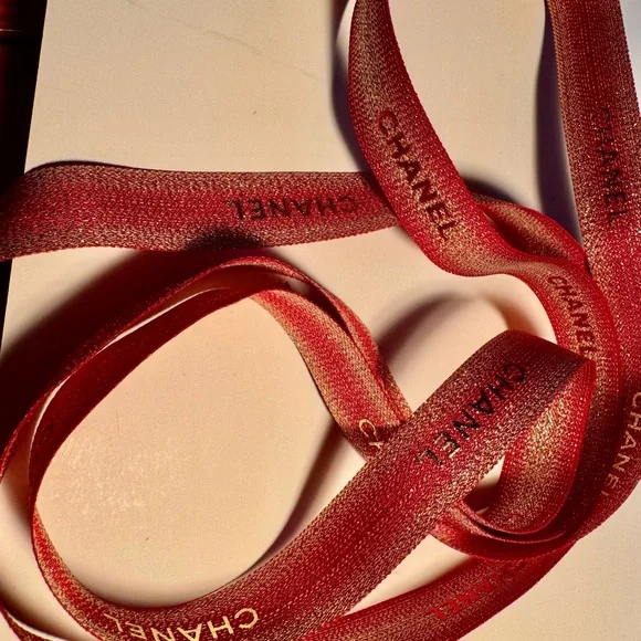 Chanel Red Accessory Ribbon - Picture 5 of 6